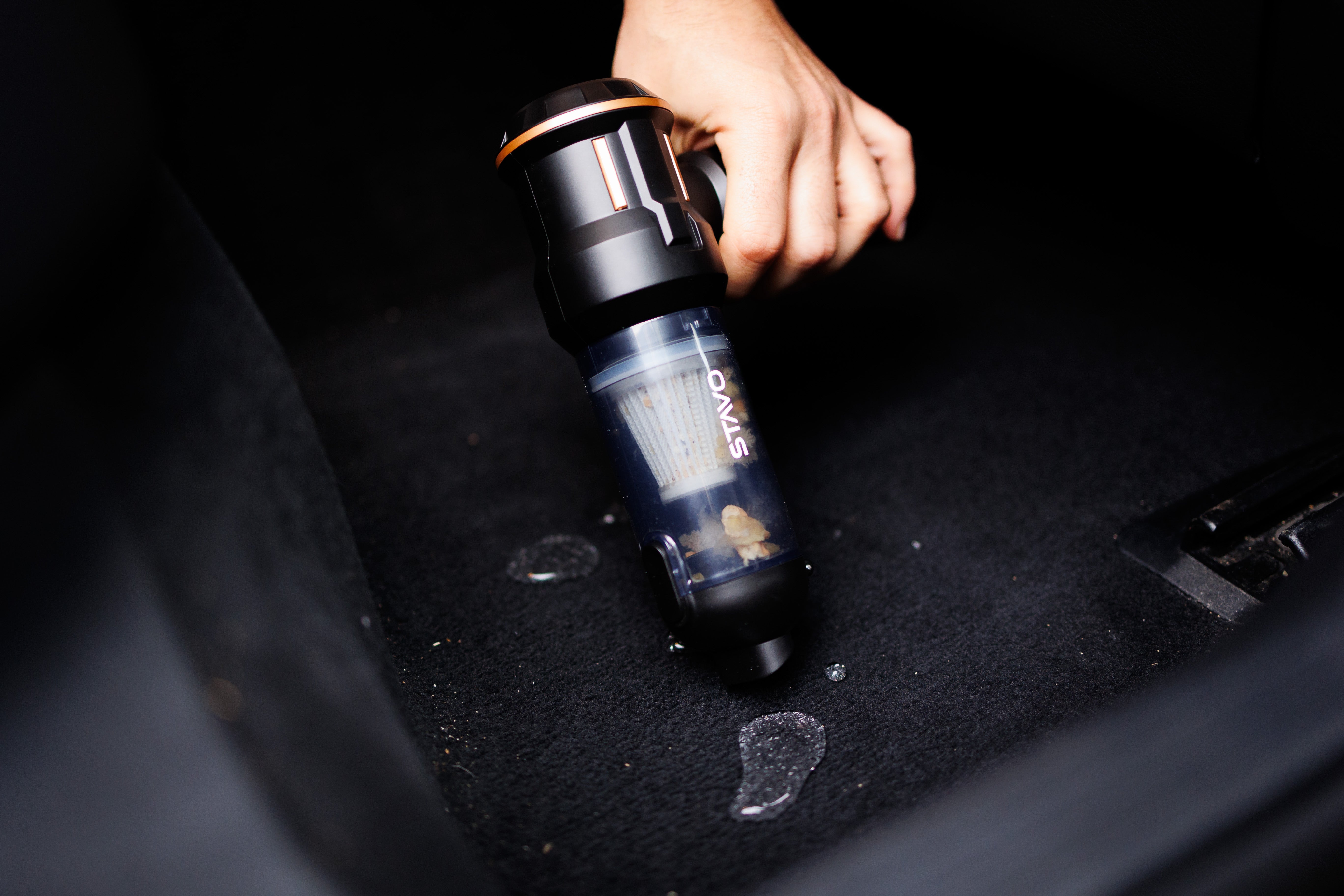 Top 5 situații în care un aspirator portabil Stavo îți salvează ziua