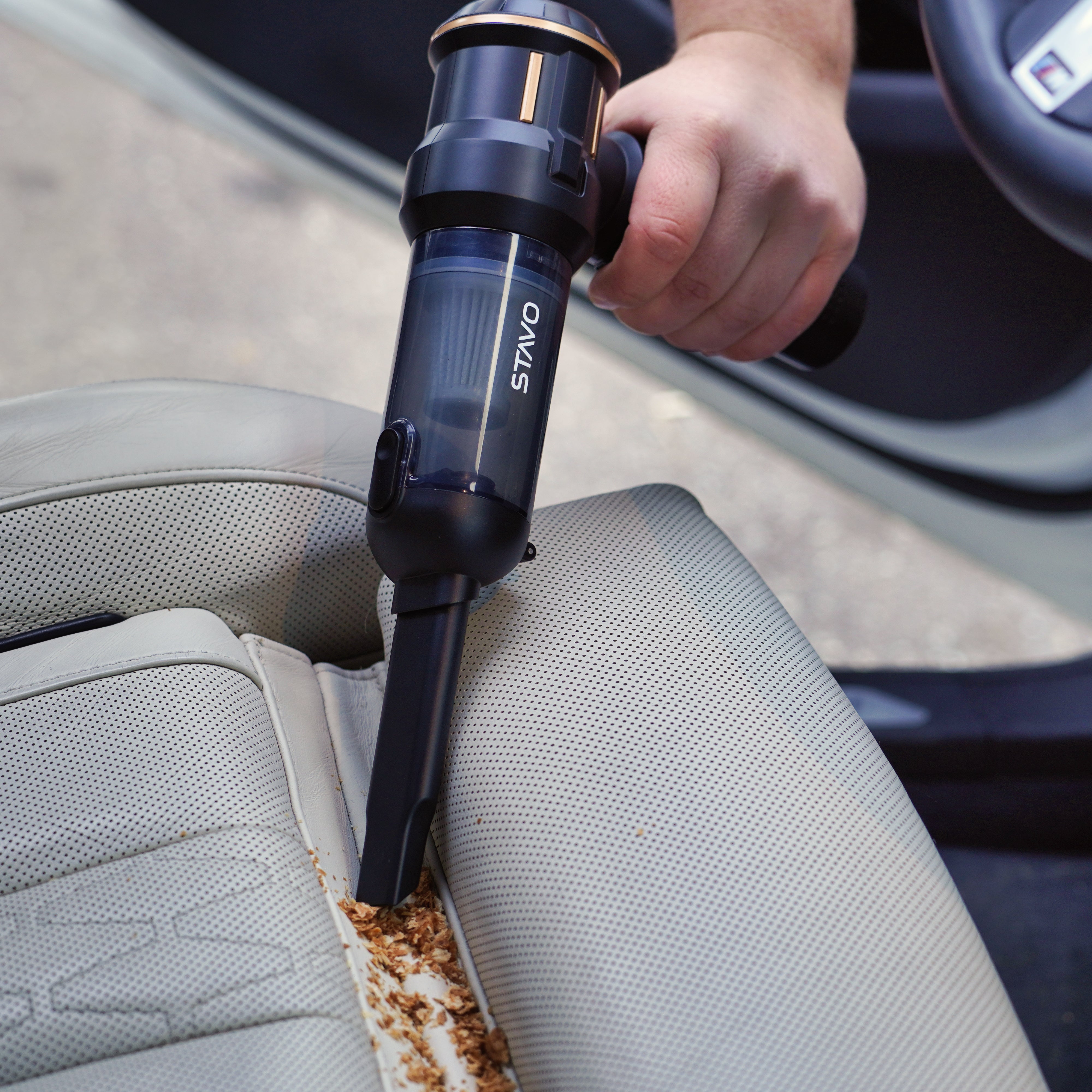 Aspirator auto AirPro4 Negru/Auriu